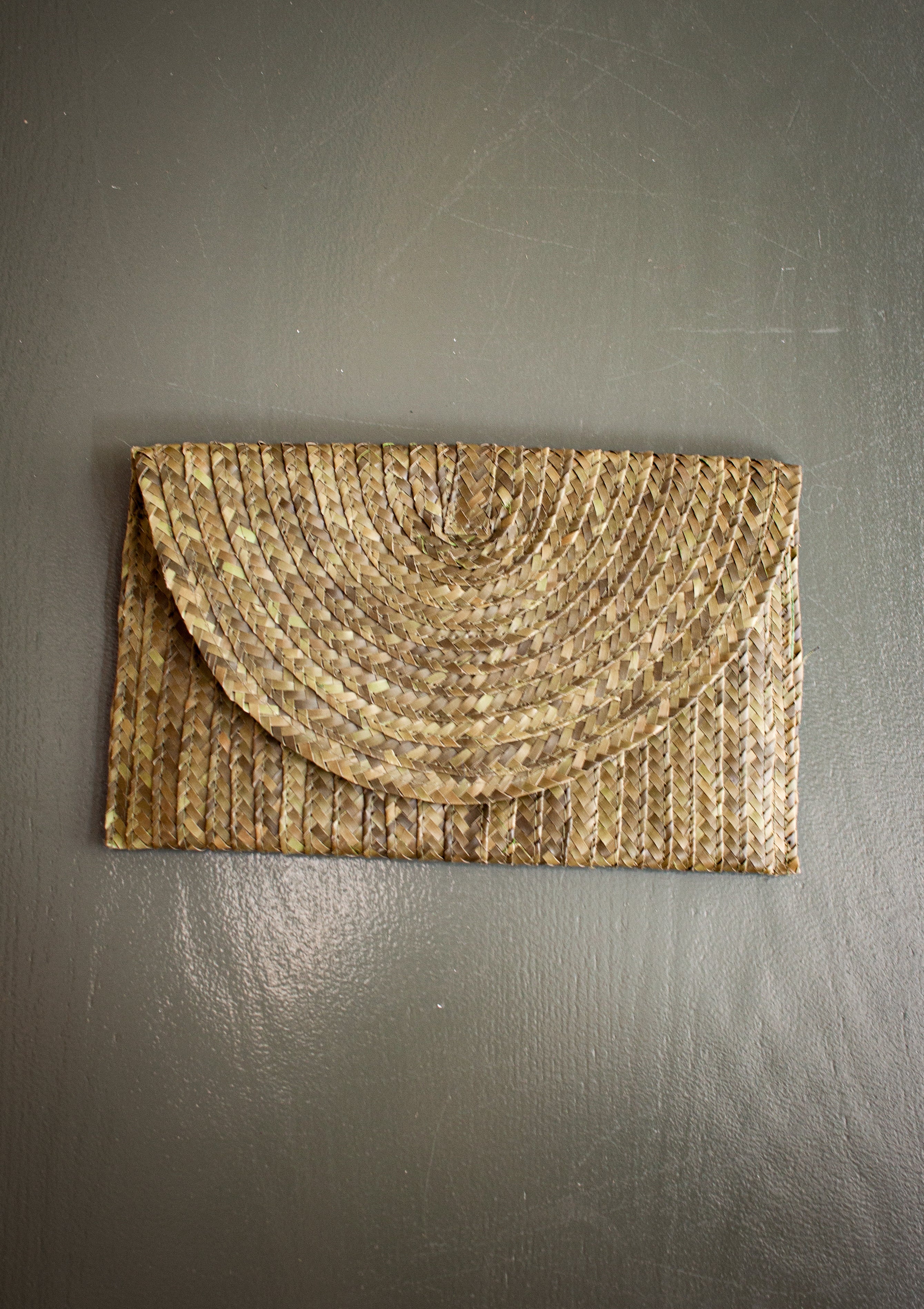 Weaved Straw Clutches